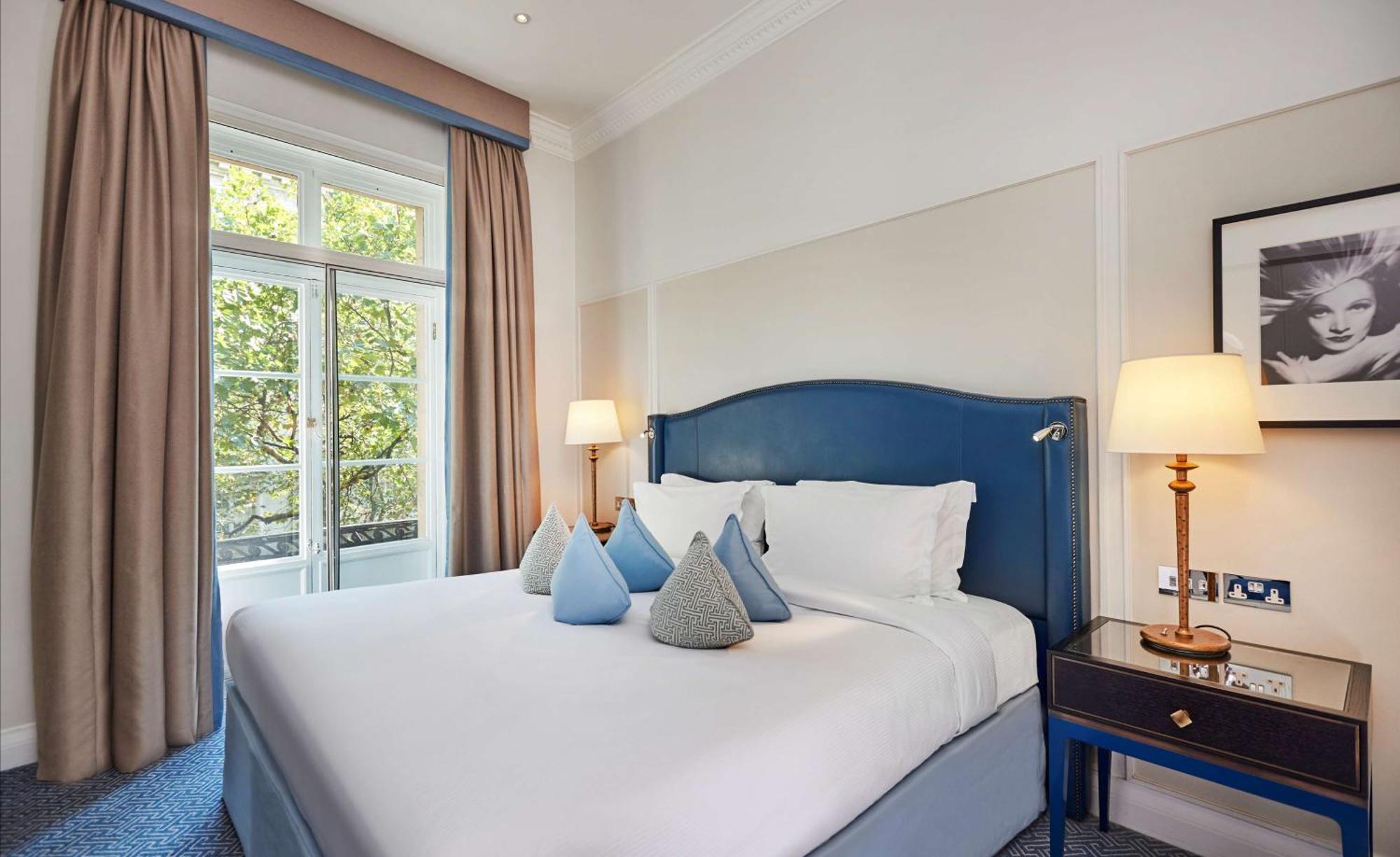เดอะ วาลดอร์ฟ ฮิลตัน ลอนดอน Hotel ภายนอก รูปภาพ