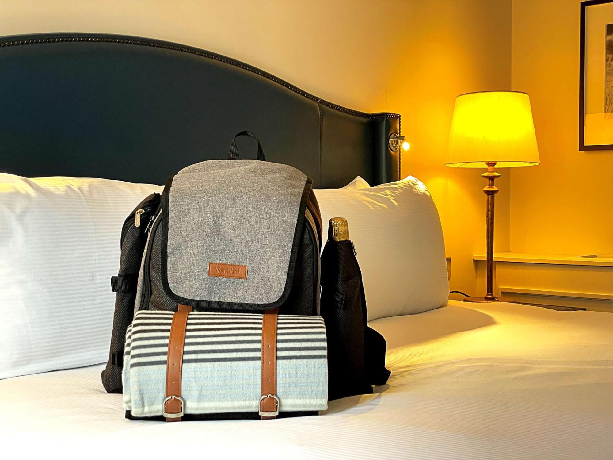 เดอะ วาลดอร์ฟ ฮิลตัน ลอนดอน Hotel ภายนอก รูปภาพ