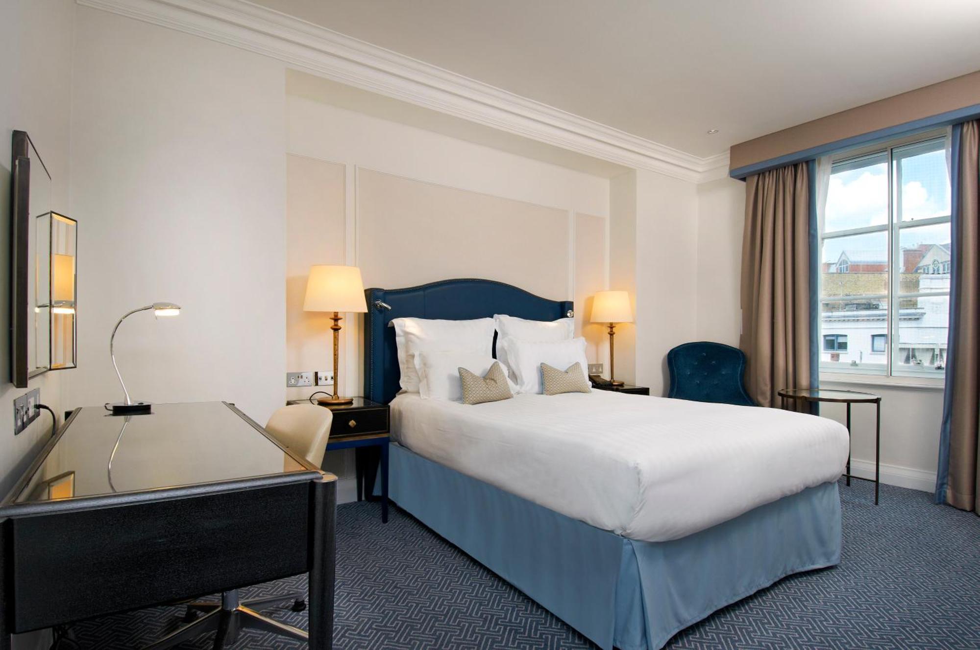 เดอะ วาลดอร์ฟ ฮิลตัน ลอนดอน Hotel ภายนอก รูปภาพ